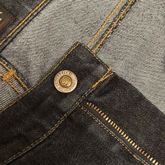 Women's Boot Cut Jeans - Picture 3 of 6